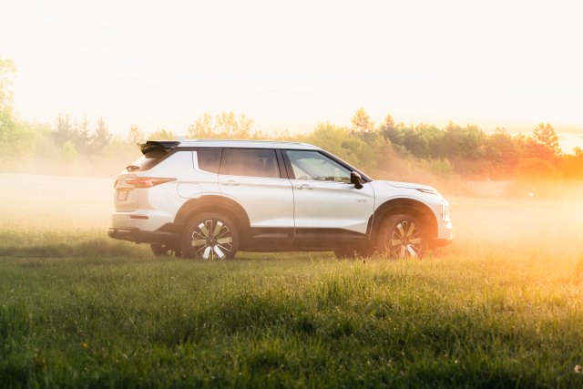 OUTLANDER PHEV MY25 - Trail Paket