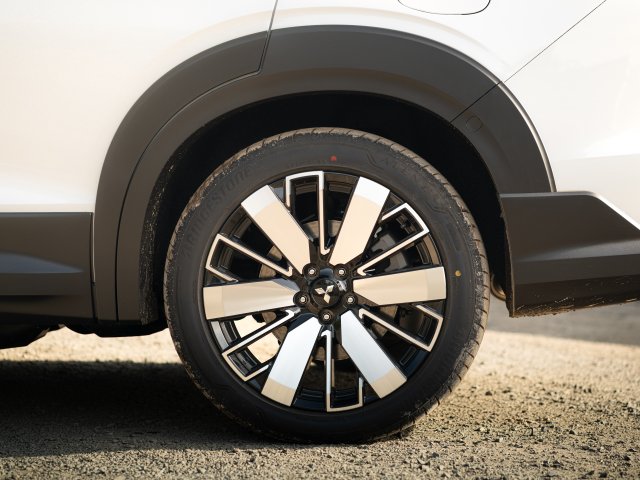 OUTLANDER PHEV MY25 - Trail Paket