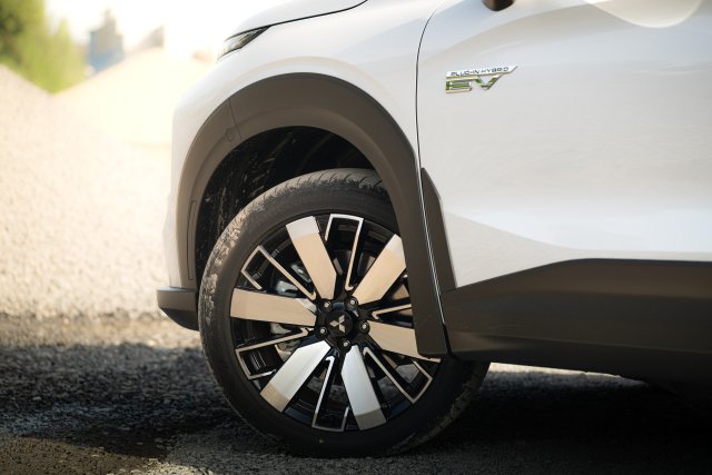 OUTLANDER PHEV MY25 - Trail Paket