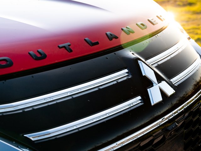 OUTLANDER PHEV MY25