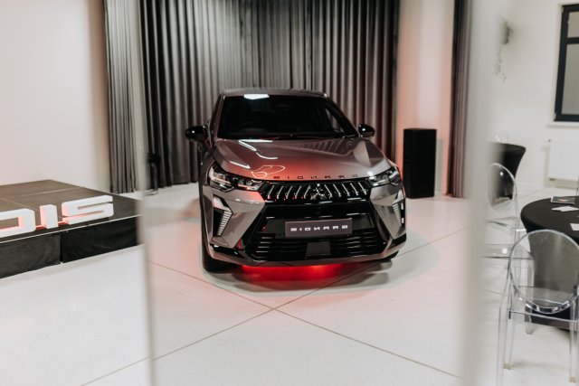 Uvedení Mitsubishi Grandis - tisková konference