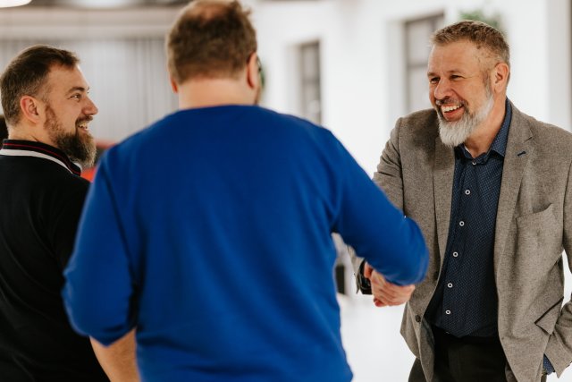 Uvedení Mitsubishi Grandis - tisková konference