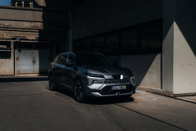 Eclipse Cross BEV